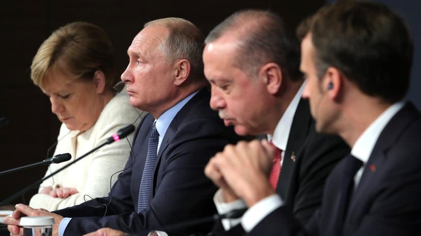 News conference following the meeting of the leaders of Russia ...
