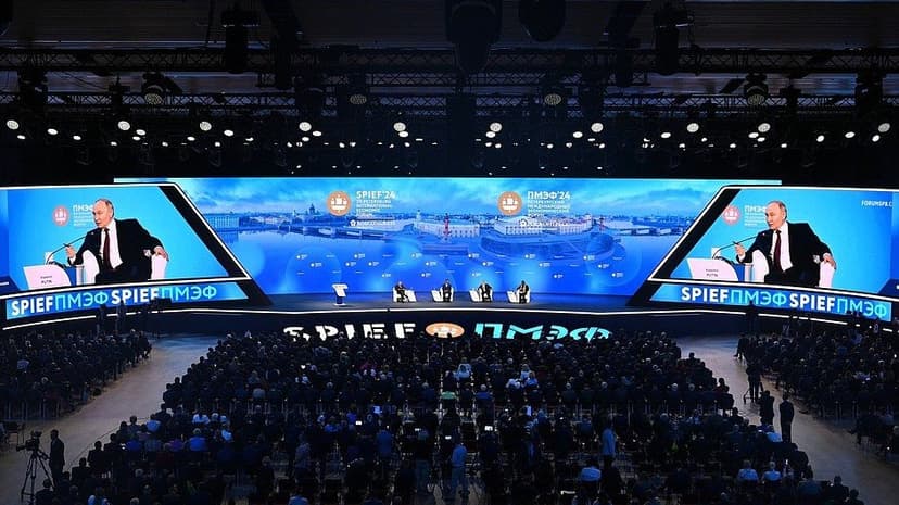 Plenary session of the St Petersburg International Economic Forum ...