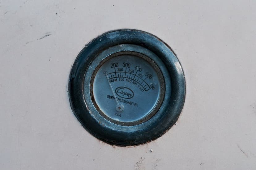 Cold Oven | On an old oven at an antique shop in Onancock, V… | Flickr