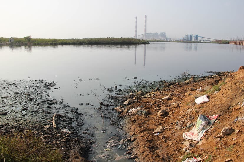 Domestic sewage let into the Kosasthalaiyar River in Kathi… | Flickr