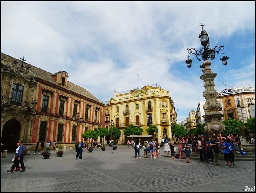 Seville (Spain) | Plaza Virgen de los Reyes | Jose A. | Flickr