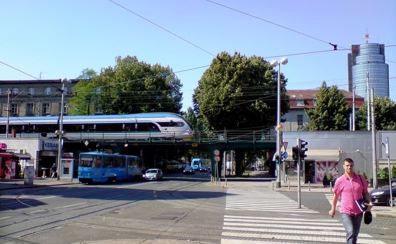 File:ZG train and tram.jpg - Wikimedia Commons