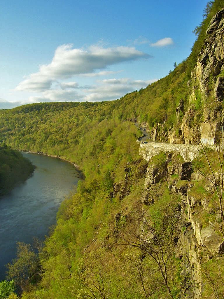 File:Hawks' Nest.jpg - Wikimedia Commons