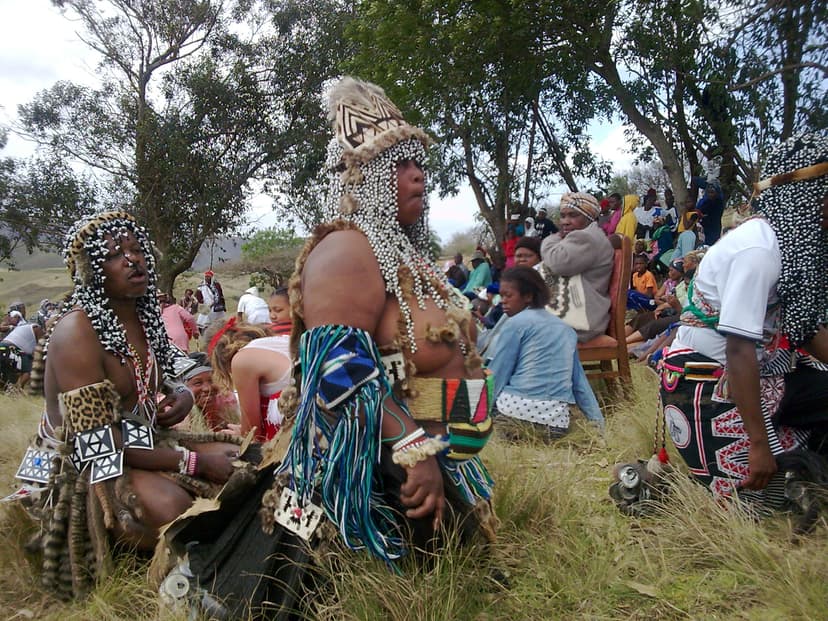 File:Sangomas-greeting.jpg - Wikimedia Commons